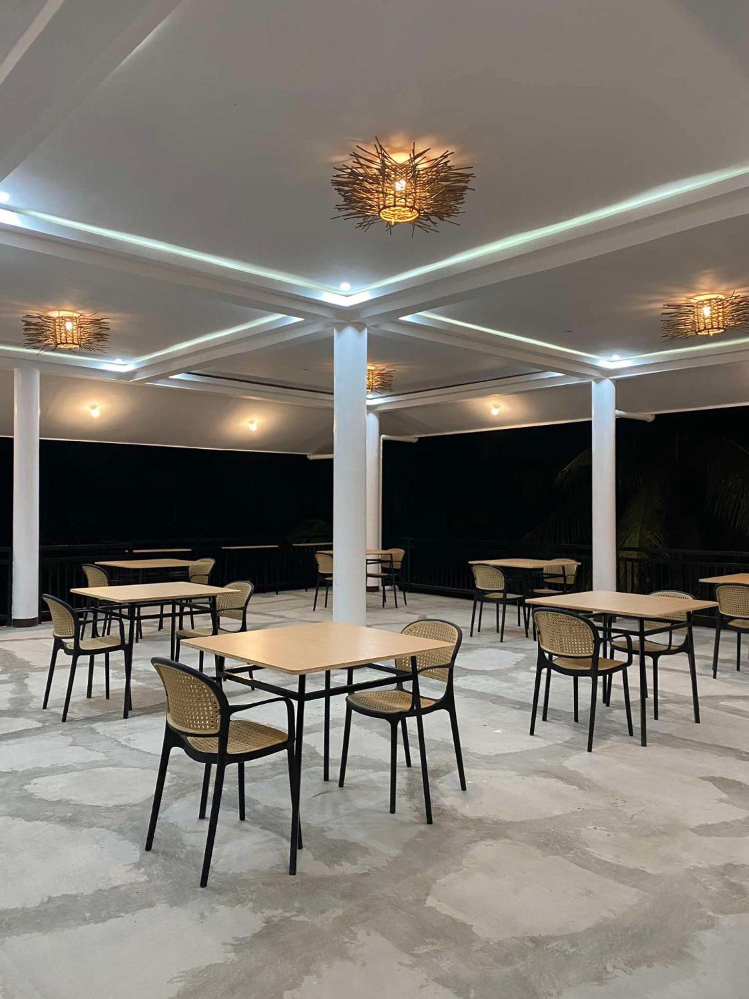 Ocam Ocam Casadyan Inn New Busuanga エクステリア 写真